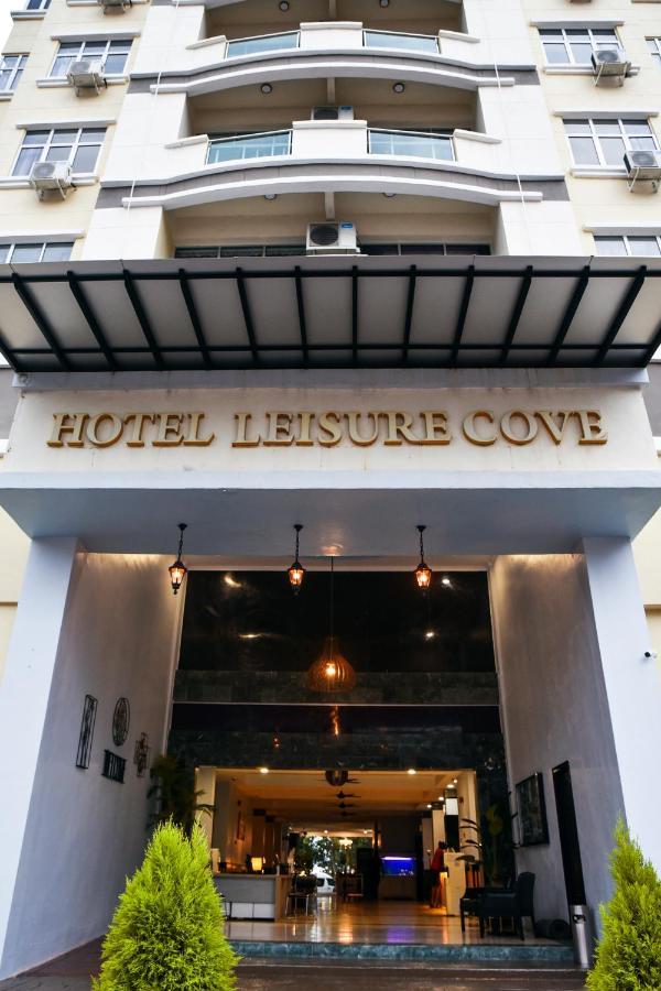 Leisure Cove Hotel And Apartments George Town Exterior foto